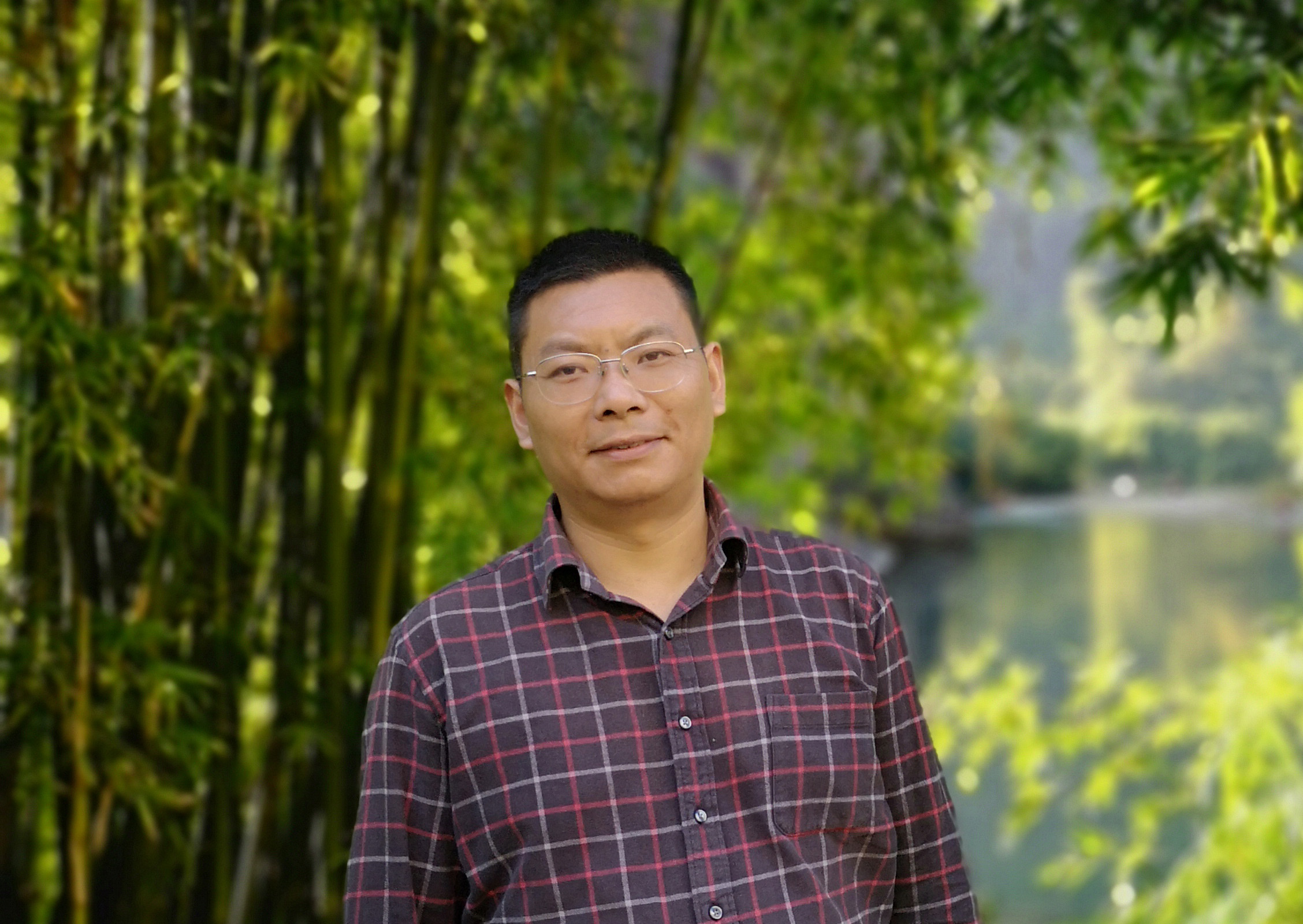 ​文章《民间文艺群体不可小觑》