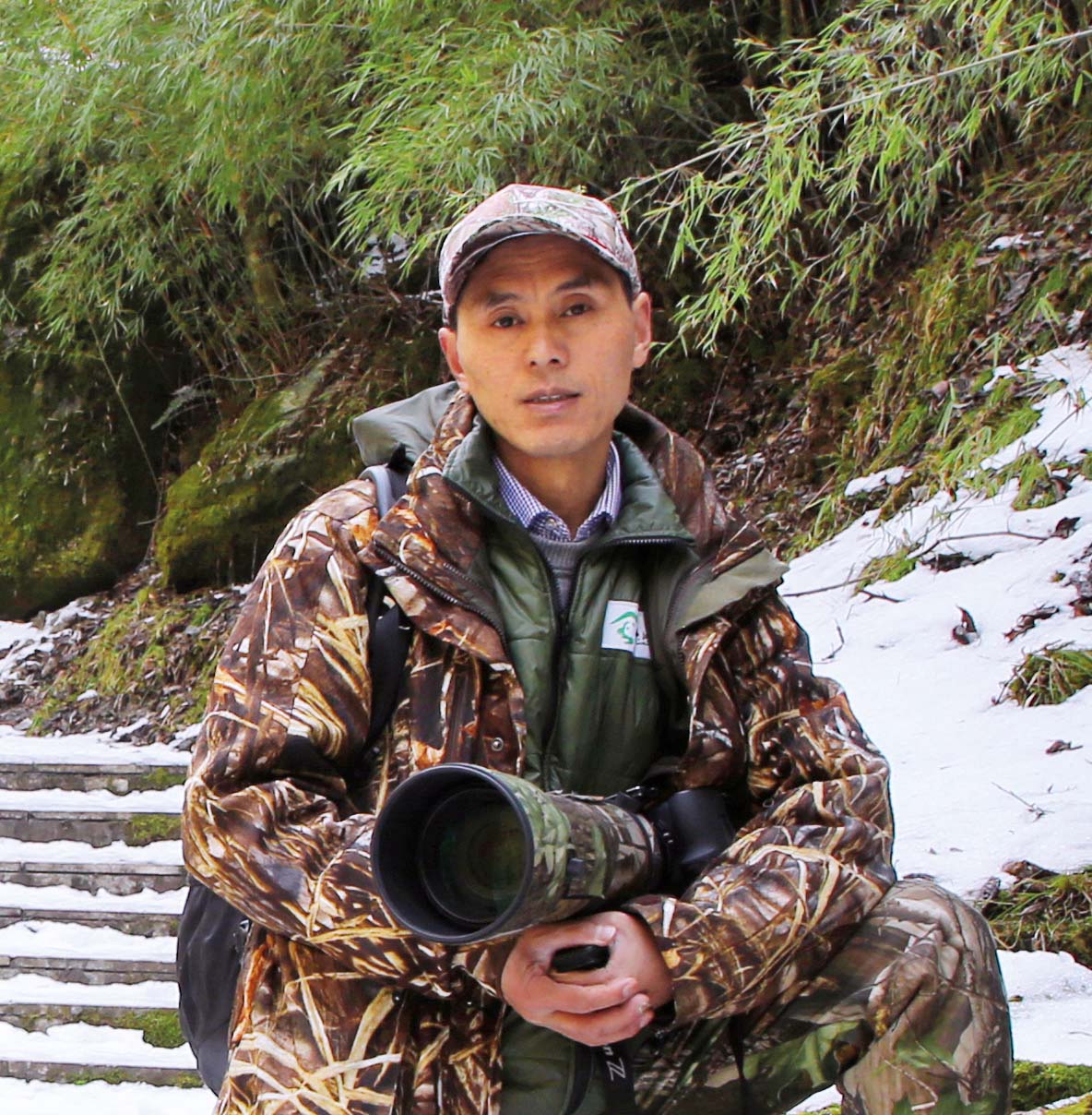 ​邓建新